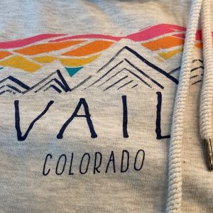 Vail CO mock neck sweatshirt sz small